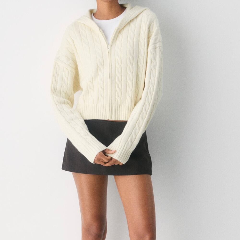 Aritzia Sunday Best Octavia Zip Hoodie NWT